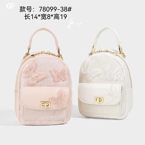 Borsetta da donna con capacità Badi - Product Image 2