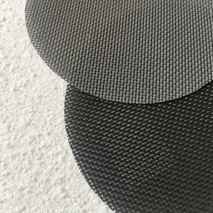 100% Polyester Premium <span class=keywords><strong>Mesh</strong></span> Fabric 100% Polyester <span class=keywords><strong>Mesh</strong></span> Fabric pour la décoration extérieure et les filets d'ombrage - Product Image 3