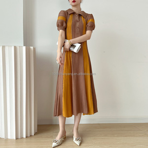 Vestido de columpio a rayas de empalme de gama alta de alta calidad, vestido plisado Miyake de manga <span class=keywords><strong>FAROL</strong></span> DE Color contrastante para mujer - Product Image 2