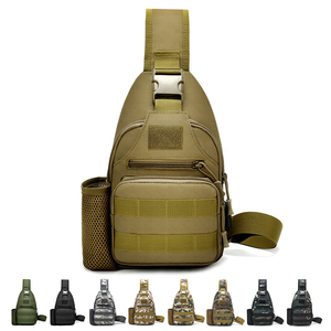 Bolso Bandolera de Poliéster de Moda con Puerto de Carga USB, Bolso Táctico MOLLE para Exteriores - Product Image 2