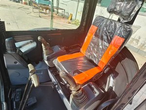 Mini Hitachi ZX50U-3 Used Japanese <b>5</b> <b>Ton</b> Crawler Excavator Low Price <b>Sale</b> 6 <b>Ton</b> Operating Weight Model Zaxis 50U Motor Engine - Product Image 5