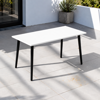 Table à manger rectangulaire moderne OEM en HPL, plateau compact en stratifié avec structure en métal noir