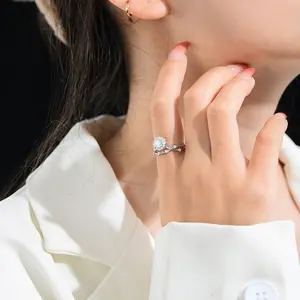 Китайские ювелирные изделия оптом стерлингового серебра 925 Moissan Diamond 0,5 ct бриллиантовое кольцо с платиновым покрытием moissanite кольцо