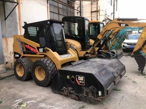 Cargador de excavadora CAT 226B más vendido, motor diésel de buena marca, alto estándar, bajas horas, alta calidad en stock, cargador usado a la venta - Product Image 4