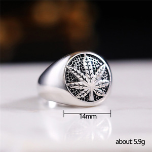 Anello Vintage a Forma di Foglia per Uomo, Gioiello Hip Hop con Foglia d'Acero in Stile Street Fashion - Product Image 5