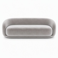 Canapé 3 places moderne en velours gris clair, canapé incurvé monobloc avec coussin indépendant, pour salon.