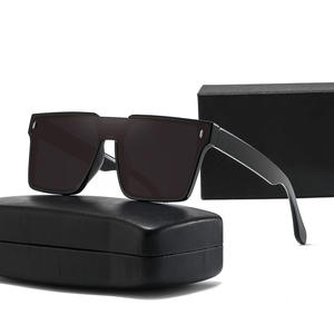 เจน โนเวลตี้แว่นกันแดดทรงสี่เหลี่ยมสำหรับทุกเพศกรอบพีซี ยูวี 400 ป้องกันแสงแดดประเภทที่ 3 สำหรับผู้ชายและผู้หญิง - Product Image 3