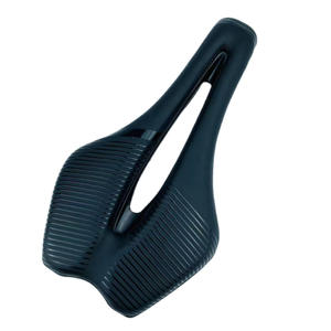 Selle de vélo noire ergonomique, coussin en PU creux pour vélos de montagne, accessoire de cyclisme unisexe pour adultes - Product Image 3