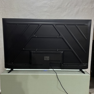 Téléviseur intelligent <span class=keywords><strong>SAMSUNG</strong></span> QLED <span class=keywords><strong>85</strong></span> <span class=keywords><strong>pouces</strong></span> sans cadre Android 4K UHD Wifi avec Google Play Store pour hôtels, écoles, foyers africains NOUVEAU S - Product Image 2