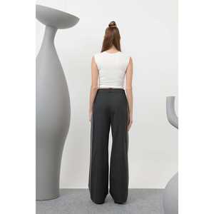 Pantalones Anchos Luna de Cintura Alta, Crepé Antiarrugas, Color Marrón Beige, Pantalones para Mujer - Product Image 1