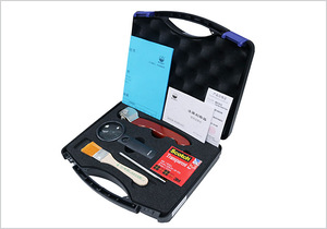 Testeur d'adhérence à lame unique BGD 502 pour surfaces à motif croisé, conforme à la norme ASTMD 3359 - Product Image 2