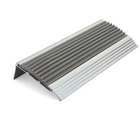 Profilé de marche d'escalier en aluminium sur mesure avec insert en PVC pour la protection des bords des marches en béton, marbre, granit – Commande en gros