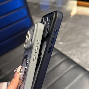Coque de téléphone de haute qualité avec support magnétique et cadre d'objectif convertible pour iPhone 17 16 15 Pro Max, avec dos translucide givré et support intégré - Product Image 5