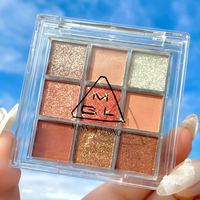 Palet Eye Shadow berkilau 9 warna rias wajah Logo khusus dengan warna kulit ringan Label pribadi harga grosir bubuk kering