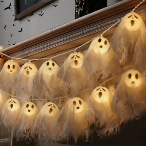 Guirnalda de Luces LED con Decoración de Cabeza de Fantasma de Halloween, Adornos de Gasa Blanca, Decoración para Casa Embrujada, Luz Cálida Ajustable - Product Image 1