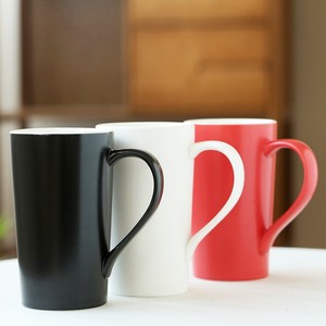 แก้วเซรามิคพิมพ์โลโก้พร้อมหูจับ ทนความร้อน ใช้กับเครื่องล้างจานได้ เหมาะสำหรับกาแฟ <span class=keywords><strong>ชา</strong></span> ของขวัญ ขายส่งจำนวนมาก - Product Image 4