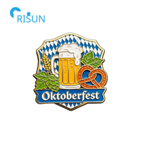 Personalisierter Deutscher Brezel-Bär Oktoberfest Fiesta Kühlschrankmagnet Anstecknadel Brosche Maßgefertigter Oktoberfest Emaille-Pin