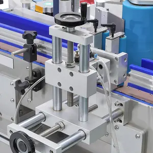 MAKWELL Factory Price OEM Automatic Stickers Self-adhesive Label Bar Code Bottle Labeling Machine