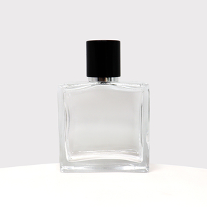 Flacon de parfum carré en verre transparent avec bouchon de luxe, flacon de parfum vide à vaporiser 50 ml, flacon vaporisateur de parfum - Product Image 2