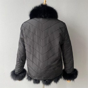<span class=keywords><strong>Cappotto</strong></span> Invernale Reversibile <span class=keywords><strong>in</strong></span> <span class=keywords><strong>Pelliccia</strong></span> di Volpe per <span class=keywords><strong>Donna</strong></span>, Stile Casual Brasiliano, Doppio Lato, Tessuto Non Tessuto, Spesso e Morbido, <span class=keywords><strong>con</strong></span> Fodera <span class=keywords><strong>in</strong></span> Raso, Stile High Street - Product Image 6