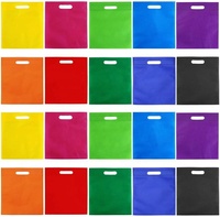 Sac non tissé à poignée découpée - Sac d'emballage cadeau thermosoudé à découpe en D avec logo personnalisé pour commande promotionnelle en gros