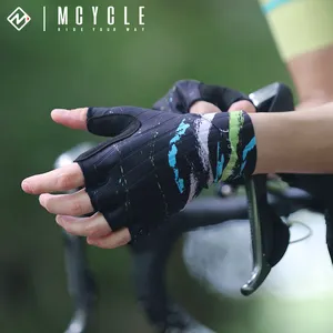 قفازات رياضية للدراجات من Mcycle متاحة للنفاذ للهواء وتستخدم لنصف الأصبع وتُصمم حسب الطلب من ملحقات الدراجات للبيع بالجملة