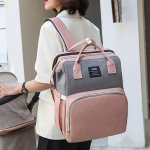 Sac à dos portable de haute qualité pour femme, sac à langer de luxe pliable pour maman et bébé, idéal pour les sorties - Product Image 6
