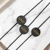Attaches de luxe personnalisées en feuille d'or pour étiquettes volantes, étiquettes de prix en plastique, cordons de suspension pour vêtements et accessoires vestimentaires avec LOGO en relief