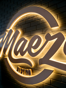 Letrero LED RGB Acrílico Impermeable con Diseño Personalizado, Iluminación Regulable para Interiores/Exteriores, Tiendas, Bares, KTV, Logotipos Comerciales - Product Image 2