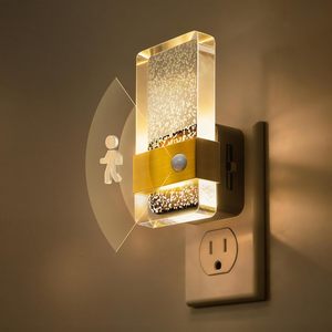 Veilleuse LOHAS à brancher avec détecteur de mouvement, 0-100lm, intensité réglable, en acrylique, à activation par mouvement, lampes LED pour salle de bain et chambre à coucher - Product Image 1