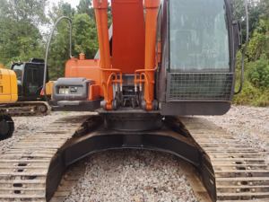 Machines d'ingénierie et de construction d'occasion Pelle sur chenilles 24 tonnes Hitachi Zx240 Excavateurs Zaxis 240 Excavador Ex240 d'occasion - Product Image 3