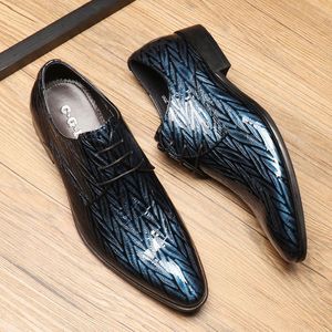 New style casual leather business formal English pointed-toe glossy leather and <b>paint</b> finish trendy wedding groom shoes - Product Image 3
