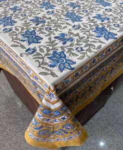 Diseño de lujo Bloque de mano Impreso Hermoso diseño floral Mantel de lino con 8 servilletas Set en precio al por mayor - Product Image 2