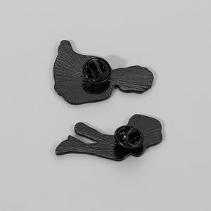 Venta caliente película de terror Pines de metal personalizado Halloween esmalte Pin personalizado Pines de solapa para ropa - Product Image 5