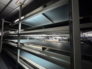 Tự động thông minh dây chuyền sản xuất cho chăn ROTARY & overedge may PLC Thảm máy làm cho thảm dây chuyền sản xuất - Product Image 3