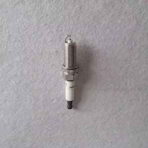 Haute qualité 9807B-5615W SKJ20DR-M11 3377 bougie d'allumage Bujia Iridium pour Honda <span class=keywords><strong>Civic</strong></span> CRV prix usine systèmes de moteur automatique - Product Image 4