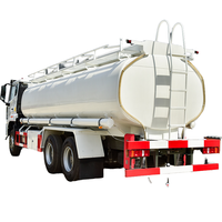 Camions d'occasion Sinotruk Howo 6x4, camion-citerne à faible kilométrage, citerne complète pour le transport de pétrole, à vendre en Afrique