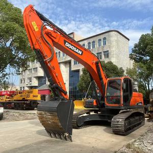 Excavatrice d'occasion DOOSAN 300-9C de haute qualité, modèle 2023, 30 tonnes, 90 % neuve, à bas prix, avec pompe et engrenages Kawasaki, fournie par la Corée - Product Image 3