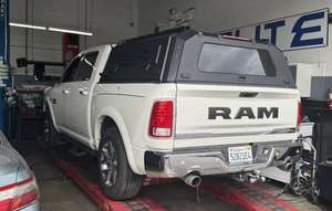 Couvre-lit de ramassage 4x4 accessoires tout-terrain auvent de camion pour <span class=keywords><strong>2022</strong></span> <span class=keywords><strong>Ram</strong></span> 1500 Limited avec lit de 5,7 pieds et avec Rambox - Product Image 2