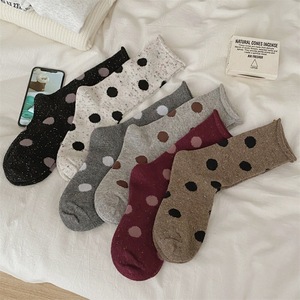 Hiver Nouvelle Mode Chaussettes Thermiques en <span class=keywords><strong>Laine</strong></span> Douce Femmes Chaussettes en <span class=keywords><strong>Laine</strong></span> Chaudes à Gros Points - Product Image 2