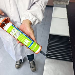 عينات مجانية متعددة الأغراض محايدة لاصقة سيليكون ومانعة للتسرب للبناء ، ولصق الزجاج ، وملء الفجوات والعزل المائي - Product Image 3