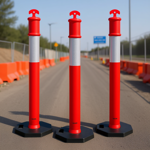 Postes Delimitadores de Tráfico Vevor de 48 Pulgadas, Rojos Reflectantes con Base Ponderada para Obras de Construcción, Carreteras y Estacionamientos - Product Image 2