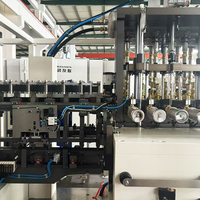 Chaîne de production de boissons CE entièrement automatique BFC 3 en 1 pour le remplissage, le soufflage et le bouchage de bouteilles d'eau, 12000 BPH, ligne PET