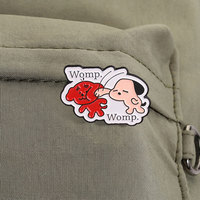 Épinglette en émail motif deux chiens de dessin animé, bord ondulé, texte Womp, badge de revers, ornement décoratif pour vêtements et sacs à dos