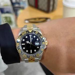 Montre automatique mécanique de plongée de luxe en fibre de carbone 42 mm avec logo personnalisé, bracelet en caoutchouc, cadran en verre, résistance à l'eau 3 ATM - Product Image 3