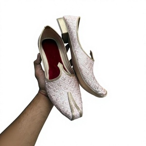รองเท้าสไตล์ดั้งเดิมของชาวราชสถานสำหรับผู้ชาย BS International Student Shoes แฟชั่น หนังแท้ กันน้ำ รับทำโลโก้ตามสั่ง - Product Image 3
