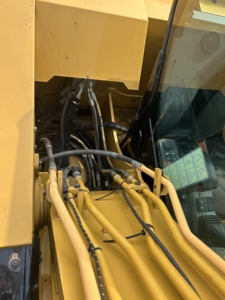 รถขุดตีนตะขาบขนาดเล็ก Caterpillar 307.5 มือสอง เครื่องยนต์ไฮดรอลิกเดิม ปั๊มแบริ่งสำหรับงานก่อสร้าง น้ำหนัก 7.5 ตัน ขนาด 0.33 ลูกบาศก์เมตร รุ่นปี 2024 หมายเลข 45 - Product Image 4