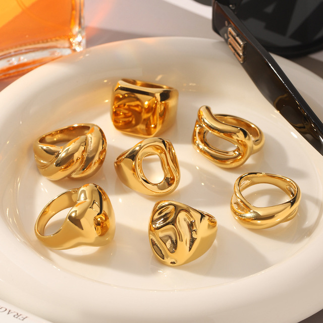 Fashion Wholesale Trendy Waterproof Chunky Custom 14K 18K Gold Plated Non-Tarnish Stainless Steel Geometric Men Women Ring