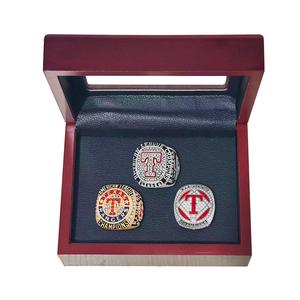 Anillos chapados en oro y anillos de campeonato personalizados de aleación - Product Image 4