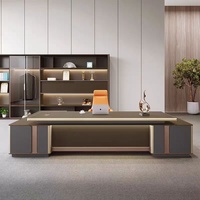 Bureau de direction en forme de L avec éclairage LED, grand bureau de gestionnaire, ensemble complet avec bibliothèque pour bureau de PDG